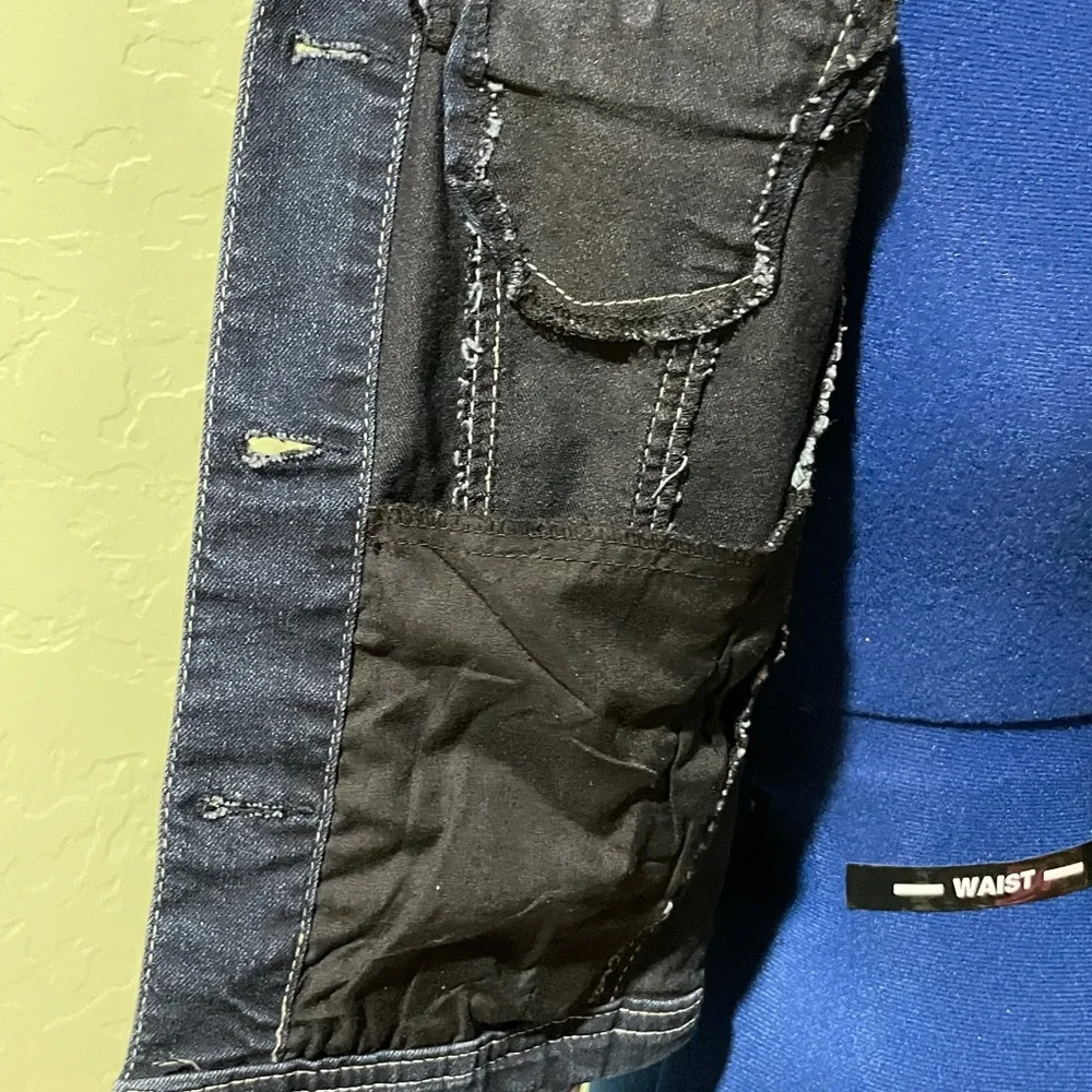 Jacket - Picture 6 of 8